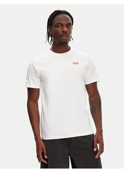 Hunter T-Shirt Raasay Graphic HARM0034251 Biały Regular Fit ze sklepu MODIVO w kategorii T-shirty męskie - zdjęcie 181984133