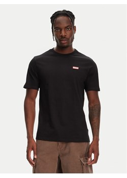 Hunter T-Shirt Tavish HARM0082251 Czarny Regular Fit ze sklepu MODIVO w kategorii T-shirty męskie - zdjęcie 181988741