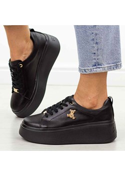 Czarne skórzane sneakersy damskie na platformie Filippo Dp6246/25 ze sklepu suzana.pl w kategorii Trampki damskie - zdjęcie 181989830