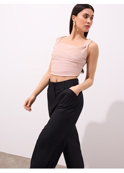 Mohito - Krótki top - beżowy ze sklepu Mohito w kategorii Bluzki damskie - zdjęcie 181990871
