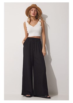 Happiness Istanbul Spodnie dresowe w kolorze czarnym - id: 16999978 - marki Happiness Istanbul - 182002083 Happiness Istanbul Spodnie dresowe w kolorze czarnym ze sklepu Limango Polska w kategorii Spodnie damskie - zdjęcie 182002083