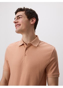 Reserved - Strukturalne polo regular fit - brudny róż ze sklepu Reserved w kategorii T-shirty męskie - zdjęcie 182011981