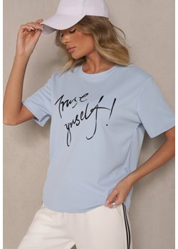 Jasnoniebieski T-shirt Zdobiony Napisem z Brokatem Tezilea ze sklepu renee.pl w kategorii Bluzki damskie - zdjęcie 182018512