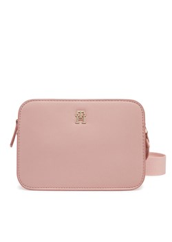 Torebka Tommy Hilfiger Th Logotape Camera Bag AW0AW17229 Różowy ze sklepu eobuwie.pl w kategorii Listonoszki - zdjęcie 182024550