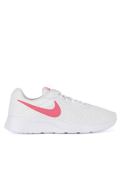 Sneakersy Nike DJ6257-105 Biały ze sklepu eobuwie.pl w kategorii Buty sportowe damskie - zdjęcie 182027020