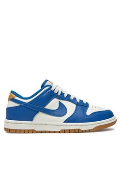 Sneakersy Nike Dunk Low FB7173 141 Biały ze sklepu eobuwie.pl w kategorii Buty sportowe damskie - zdjęcie 182028931
