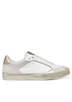 Sneakersy Geox D Emmeleny D550UC 08554 C1327 Biały ze sklepu eobuwie.pl w kategorii Buty sportowe damskie - zdjęcie 182032350