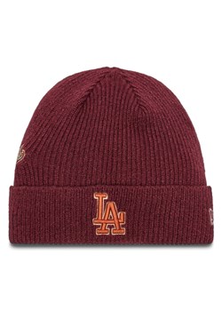 Czapka New Era LA Dodgers World Series Patch Cuff Knit Beanie 60580732 Czerwony ze sklepu eobuwie.pl w kategorii Czapki zimowe męskie - zdjęcie 182033432