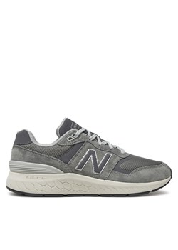 Sneakersy New Balance Walking 880 MW880CA6 Szary ze sklepu eobuwie.pl w kategorii Buty sportowe męskie - zdjęcie 182035703
