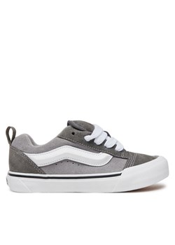 Tenisówki Vans Knu Skool VN000D2TI5G1 Szary - id: 0000304883552 - marki Vans - 182036353 Tenisówki Vans Knu Skool VN000D2TI5G1 Szary ze sklepu eobuwie.pl w kategorii Trampki dziecięce - zdjęcie 182036353