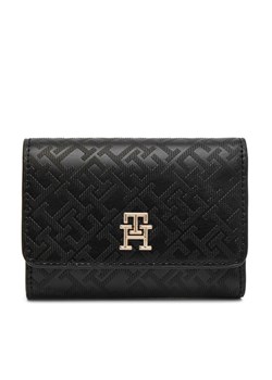 Duży Portfel Damski Tommy Hilfiger Th Distinct Trifold Wallet Mono AW0AW17257 Czarny ze sklepu eobuwie.pl w kategorii Portfele damskie - zdjęcie 182036450