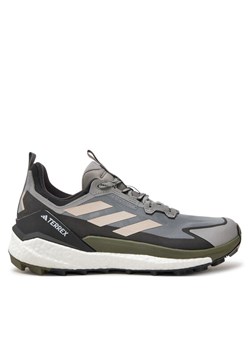 Sneakersy adidas Terrex Free Hiker 2.0 Low IG8881 Szary ze sklepu eobuwie.pl w kategorii Buty sportowe męskie - zdjęcie 182041262