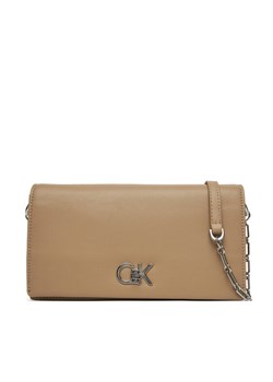 Torebka Calvin Klein Ck Mini Chain Bag K60K612806 Beżowy ze sklepu eobuwie.pl w kategorii Kopertówki - zdjęcie 182049060