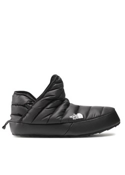 Kapcie The North Face Thermoball Traction Bootie NF0A3MKHKY4 Czarny ze sklepu eobuwie.pl w kategorii Kapcie męskie - zdjęcie 182049391