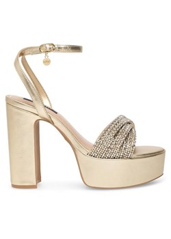 Sandały Nine West WFA2736-1 Złoty ze sklepu eobuwie.pl w kategorii Sandały damskie - zdjęcie 182052884