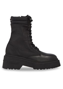 Botki Tommy Jeans Tjw Lace Up Padded Boot EN0EN02405 Czarny ze sklepu eobuwie.pl w kategorii Workery damskie - zdjęcie 182054723