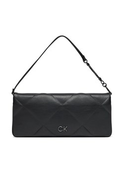Torebka Calvin Klein Re-Lock Quilt Wristelet Clutch K60K611333 Czarny ze sklepu eobuwie.pl w kategorii Listonoszki - zdjęcie 182057103