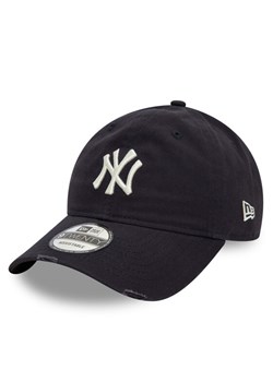 Czapka z daszkiem New Era Distressed 9Forty New York Yankees 60595226 Granatowy ze sklepu eobuwie.pl w kategorii Czapki z daszkiem damskie - zdjęcie 182060610