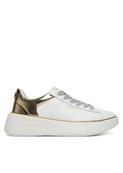 Sneakersy TWINSET 251TCP042 Biały ze sklepu eobuwie.pl w kategorii Buty sportowe damskie - zdjęcie 182060980