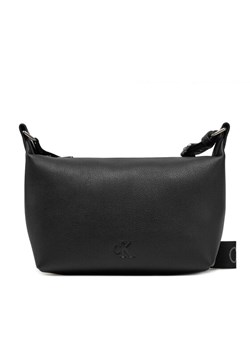 Torebka Calvin Klein Jeans K60K612713 Czarny ze sklepu eobuwie.pl w kategorii Torebki damskie - zdjęcie 182065102