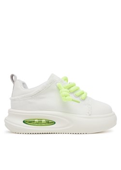 Sneakersy GOE RR2N4091 Biały ze sklepu eobuwie.pl w kategorii Buty sportowe damskie - zdjęcie 182069553