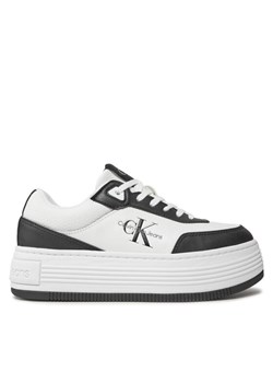 Sneakersy Calvin Klein Jeans Bold Flatf Low Lace Mix Ml Fad YW0YW01316 Czarny ze sklepu eobuwie.pl w kategorii Buty sportowe damskie - zdjęcie 182070733