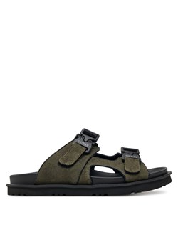 Klapki Guess FMJBAH FAB03 Zielony ze sklepu eobuwie.pl w kategorii Klapki męskie - zdjęcie 182072223