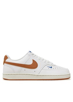 Sneakersy Nike Court Vision Lo Nn FV9952 102 Biały ze sklepu eobuwie.pl w kategorii Buty sportowe damskie - zdjęcie 182076313