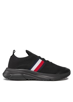 Sneakersy Tommy Hilfiger Modern Runner Knit Stripes Ess FM0FM04798 Czarny ze sklepu eobuwie.pl w kategorii Buty sportowe męskie - zdjęcie 182076861