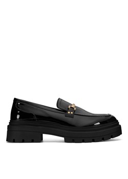 Loafersy DeeZee 58682-9 Czarny ze sklepu eobuwie.pl w kategorii Lordsy damskie - zdjęcie 182077414