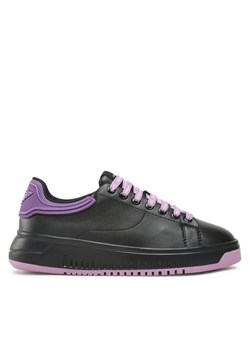 Sneakersy Emporio Armani X3X024 XN825 R295 Czarny ze sklepu eobuwie.pl w kategorii Trampki damskie - zdjęcie 182078760