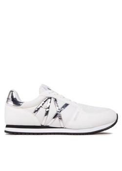 Sneakersy Armani Exchange XDX031 XV137 M696 Biały ze sklepu eobuwie.pl w kategorii Buty sportowe damskie - zdjęcie 182091292