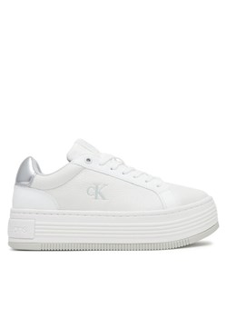 Sneakersy Calvin Klein Jeans Bold Flatf Low Lace Mg YW0YW01766 Biały ze sklepu eobuwie.pl w kategorii Buty sportowe damskie - zdjęcie 182095723