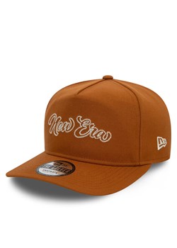 Czapka z daszkiem New Era Chain Stitch Golfer 60580852 Brązowy ze sklepu eobuwie.pl w kategorii Czapki z daszkiem damskie - zdjęcie 182099544