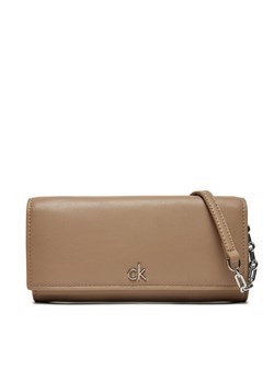 Torebka Calvin Klein Ck Daily Wallet Mini Bag_Pbl K60K612852 Brązowy ze sklepu eobuwie.pl w kategorii Listonoszki - zdjęcie 182110323