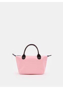 Mohito - Pastelowa torebka z paskiem na ramię - różowy ze sklepu Mohito w kategorii Torby Shopper bag - zdjęcie 182591904