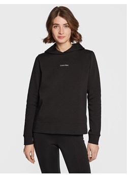 Calvin Klein Bluza Micro Logo K20K205452 Czarny Regular Fit ze sklepu MODIVO w kategorii Bluzy damskie - zdjęcie 182594934