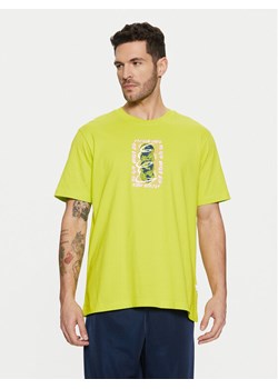 adidas T-Shirt Trefoil Series JD0675 Zielony Regular Fit ze sklepu MODIVO w kategorii T-shirty męskie - zdjęcie 182596151