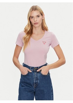 Guess T-Shirt W2YI45 J1314 Różowy Slim Fit ze sklepu MODIVO w kategorii Bluzki damskie - zdjęcie 182596272