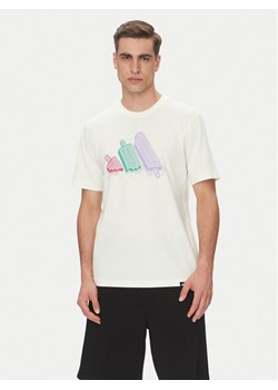 adidas T-Shirt Lounge Ice Graphic JJ4020 Biały Regular Fit ze sklepu MODIVO w kategorii T-shirty męskie - zdjęcie 182596283