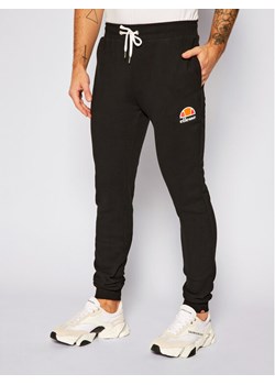 Ellesse Spodnie dresowe Ovest SHS01763 Czarny Regular Fit ze sklepu MODIVO w kategorii Spodnie męskie - zdjęcie 182596322