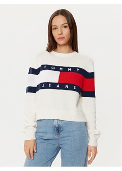 Tommy Jeans Sweter Center Flag DW0DW19335 Écru Regular Fit ze sklepu MODIVO w kategorii Swetry damskie - zdjęcie 182596363