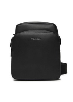 Calvin Klein Saszetka Ck Must Reporter S K50K512763 Czarny ze sklepu MODIVO w kategorii Torby męskie - zdjęcie 182596531