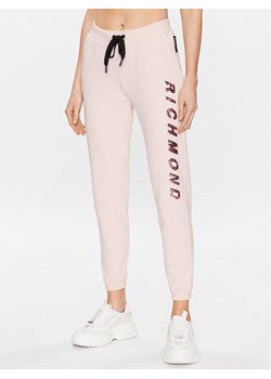 John Richmond Spodnie dresowe UWP23044PA Różowy Classic Fit ze sklepu MODIVO w kategorii Spodnie damskie - zdjęcie 182597702