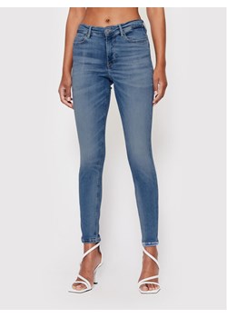 Guess Jeansy W2YA46 D4Q01 Niebieski Skinny Fit ze sklepu MODIVO w kategorii Jeansy damskie - zdjęcie 182598162
