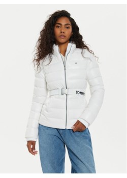 Tommy Jeans Kurtka puchowa DW0DW18826 Biały Slim Fit ze sklepu MODIVO w kategorii Kurtki damskie - zdjęcie 182598242