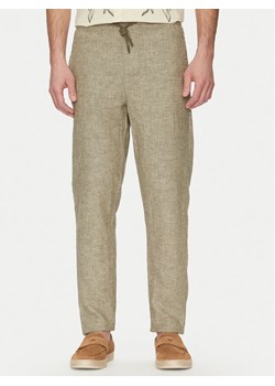 Blend Spodnie materiałowe 20718008 Zielony Regular Fit ze sklepu MODIVO w kategorii Spodnie męskie - zdjęcie 182598550