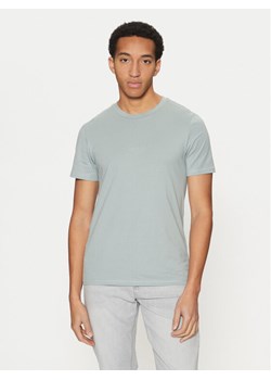 Guess T-Shirt M2YI72 I3Z14 Błękitny Slim Fit ze sklepu MODIVO w kategorii T-shirty męskie - zdjęcie 182599194