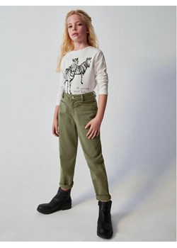 Mayoral Spodnie materiałowe 7.510 Khaki Regular Fit ze sklepu MODIVO w kategorii Spodnie dziewczęce - zdjęcie 182599433