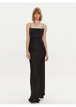 Simona Corsellini Sukienka wieczorowa A24CEAB047 Czarny Slim Fit ze sklepu MODIVO w kategorii Sukienki - zdjęcie 182599672